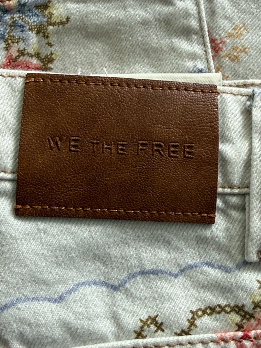 NWT - Free People - EDEN Printed High Slouchy Jeans - Picture 13 of 14